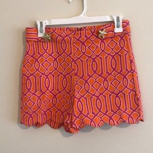 Mud pie shorts with gold starfish!